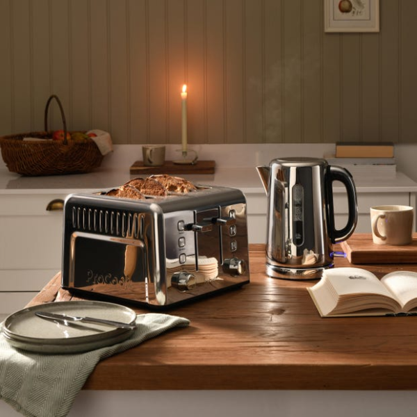 Stainless Steel Kettle and Toaster Set